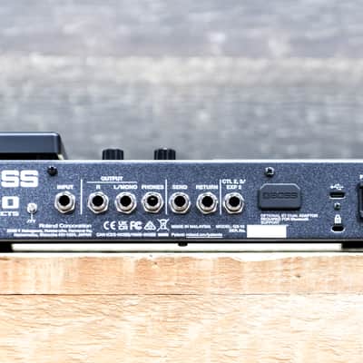 Boss GX-10 Guitar Effects Processor Compact Guitar & Bass Amp/Effects Processor image 6