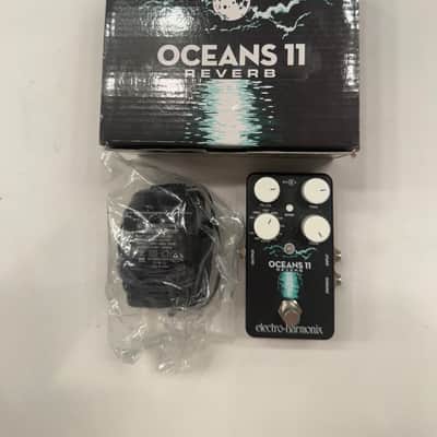 Electro Harmonix Oceans 11 Reverb Digital EHX Guitar Effect Pedal + Box & PSU image 1