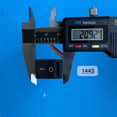 Immagine M-AUDIO Axiom 25 49 MIDI Keyboard Part: Power ON OFF Switch w/Harness - 7