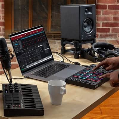 Akai MPC Studio Music Production Controller image 10