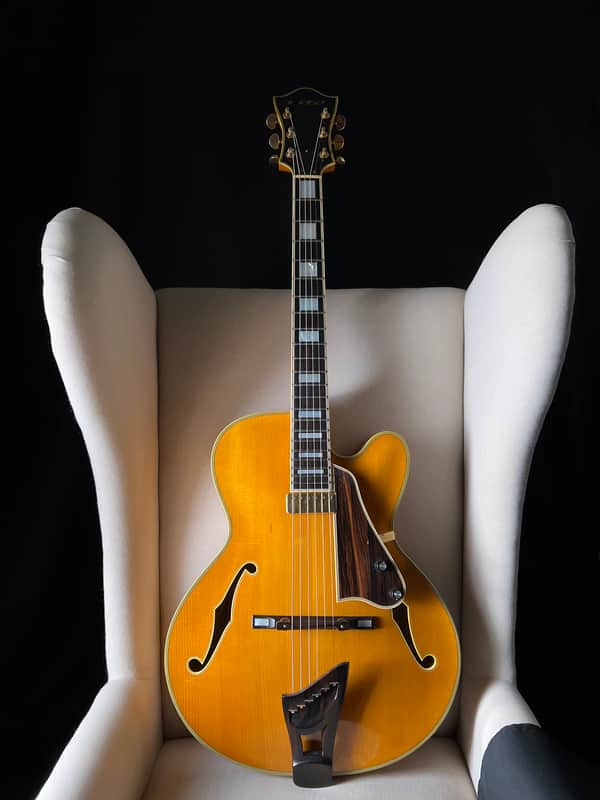 Yukinobu Chai Archtop 15.5" Hand Carved Acoustic image 1