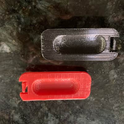 Steinberger XL battery cover image 3