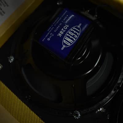 Victoria 35210 Amplifier image 8