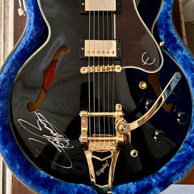 Autographed only 300 released and this one is hand signed by Joe B himself Epiphone Limited Edition Joe Bonamassa ES-355 Epiphone Limited image 6
