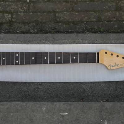 Fender Made in Japan Traditional II 60's Stratocaster® Neck - Natural Gloss image 2