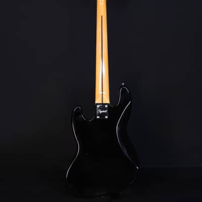 Squier Classic Vibe '70s Jazz Bass V, Maple FB, Black image 7