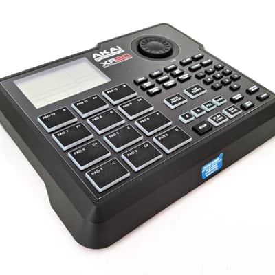 Akai XR20 Beat Production Center 2010's - black image 8