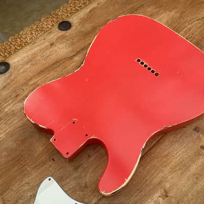 Brand new  ! Lightest 1 piece Swamp Ash in paint on Reverb  ?  . 1.1 kg in relic Faded Fiesta  Red Nitro . image 10