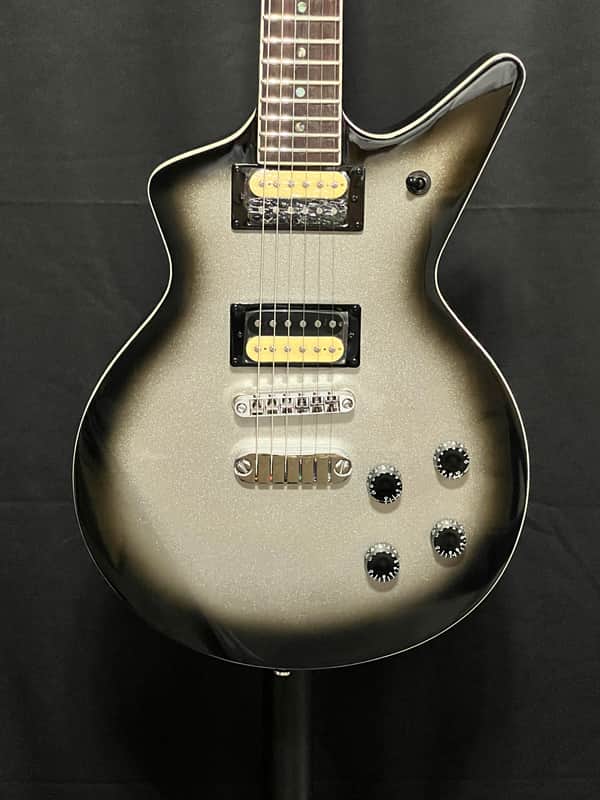 Dean Cadillac 1980 - Metallic Silver Burst image 1