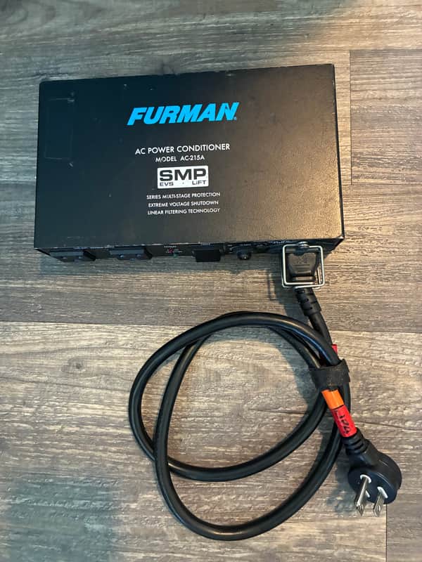 Furman AC-215a Compact Power Conditioner