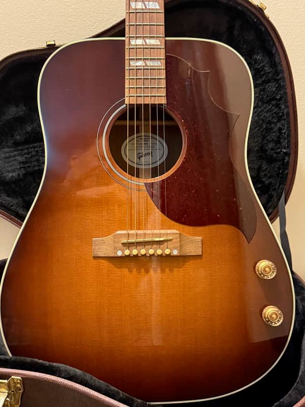 Gibson Montana Hummingbird Studio 2019 - Walnut Burst