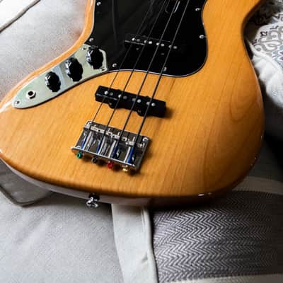 Sire v5  LEFT-HANDED 2nd gen. bass  Alder/ Roasted Maple 4-string image 3