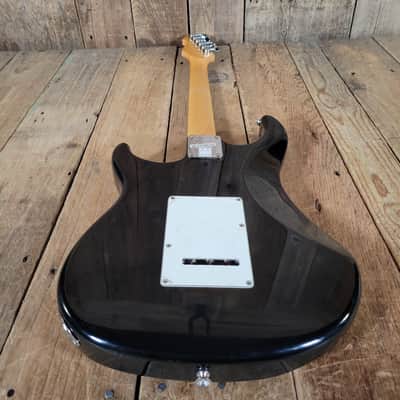 Peavey Raptor Plus HSS w/ Gig Bag - Black image 12