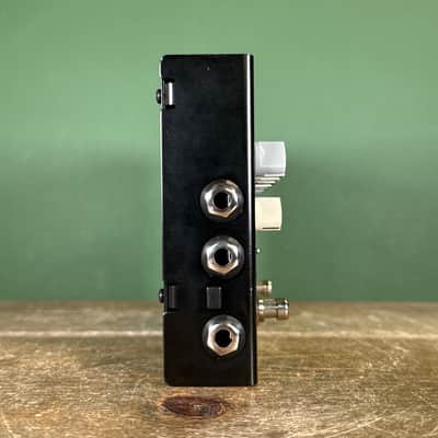EBS MicroBass 3 Bass Preamp 2019 - 2021 - Black image 4