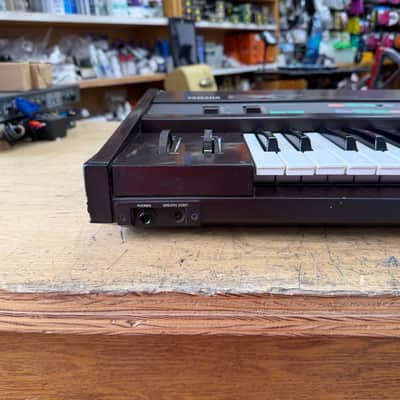 Vintage Yamaha DX7 Digital Programmable Algorithm Synthesizer Synth Keyboard Made in Japan Just Serviced image 9