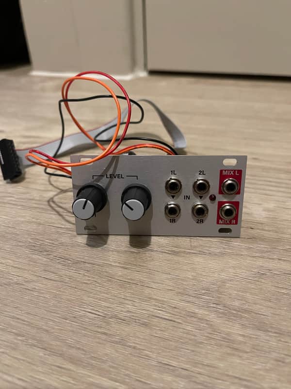 Intellijel Stereo Mixer 1U Mixer Eurorack Synth Module 2021 - Present - Silver image 1