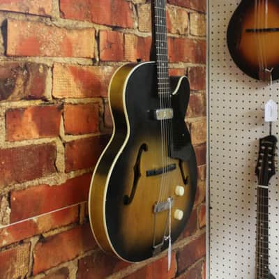 Circa. 1965 Harmony H53 Rocket — Brown Sunburst image 4