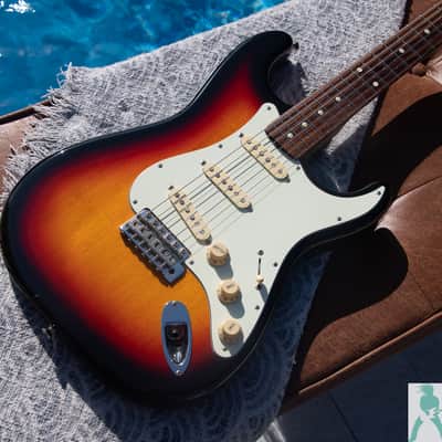 2016 Fender Japan Exclusive 60's Classic Stratocaster Reissue - Pro Set Up w Perfect Frets/Action/Intonation! image 15