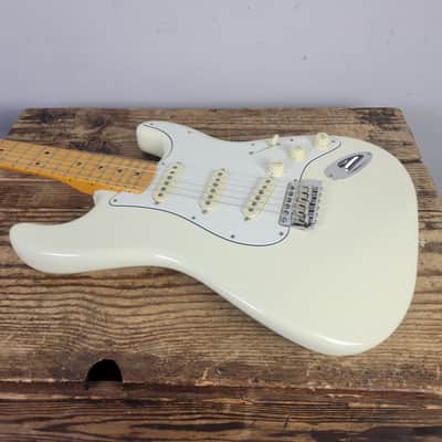 2025 Fender American Vintage II 1973 Stratocaster - Olympic White With OHSC image 7