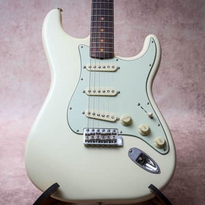FENDER USA American Vintage II '61 Stratocaster "Olympic White + Rosewood" (2024) image 4