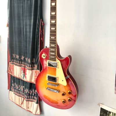 🎸 輕音少女!🎸brand new! 平沢唯 Yui Hirasawa Official けいおんK-on 結他 桜高軽音部 Gibson Les Paul standard 平澤唯 結他guiter。(Upgrade 70's Gibson USA vintage pick up) K-ON! Houkago Tea Time HTT Cosplay Anime 秋山澪 Fender Japan 吉他 動漫 guiter 🪴🌸👱🏻♀️🌟 image 3