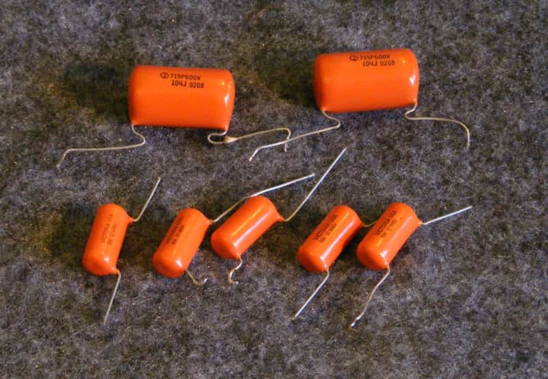 Victoria Bassman Fender 715P Orange Drop Caps image 1