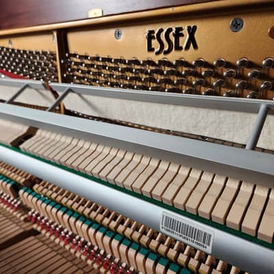 Essex EUP-111M Upright Piano * mfg 2002 in Korea * Free 1st Floor Delivery In NJ! * image 6