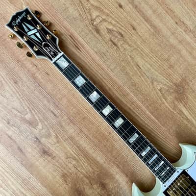 Epiphone "Inspired by Gibson Custom" '63 Les Paul SG Custom with Maestro Vibrola Classic White image 9