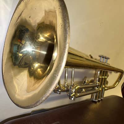 Accent model ML, Bb Trumpet W/ Original Hardcase  PLAYER image 14