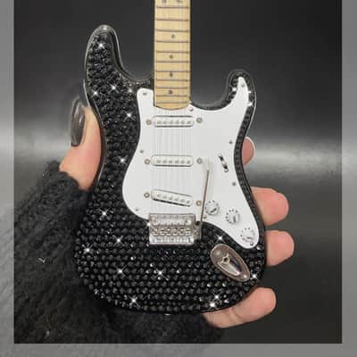 Axe Heaven Fender Stratocaster 1:4 miniature Replica 2024 - Swarovski Crystals image 3