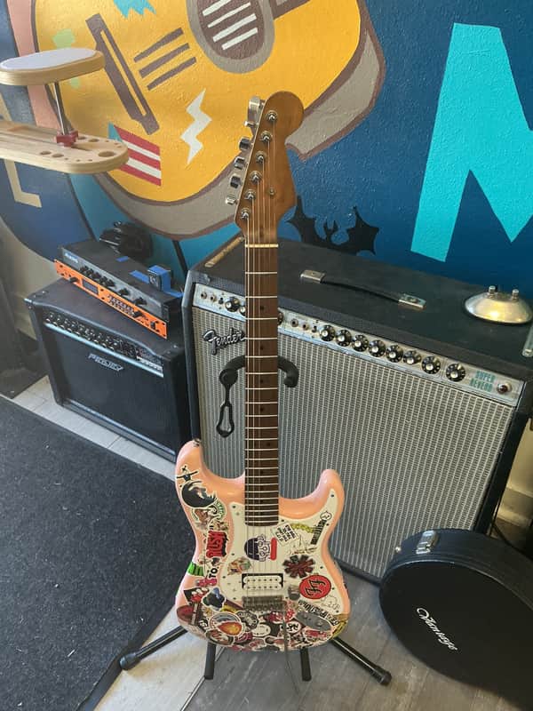 Partscaster Stratocaster 2000's - Pink used image 1