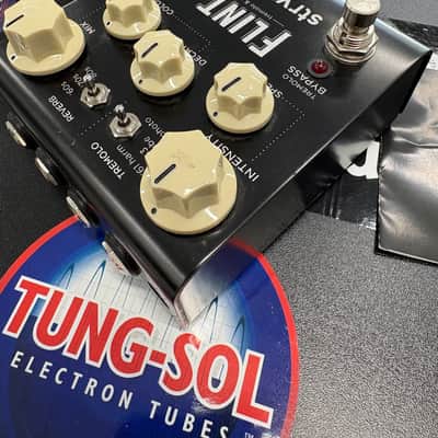 Strymon Flint Reverb and Tremolo V1 2012 - 2022 - Black with White Knobs image 2