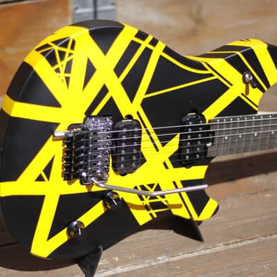 EVH  Wolfgang® Special Striped Series - Black and Yellow image 5