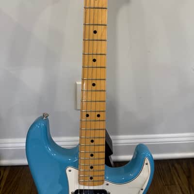 Fender Made in Japan Limited International Color Stratocaster image 4