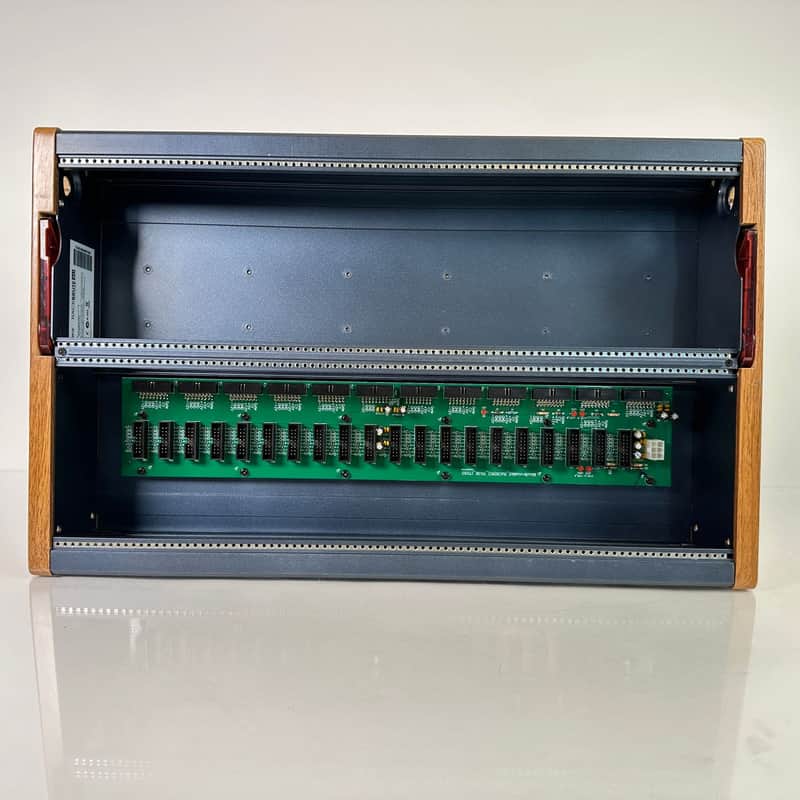 Arturia Rack Brute 6U