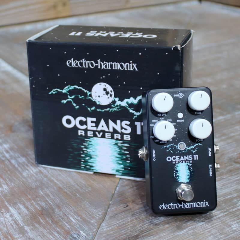 Used Electro Harmonix Oceans 11 Reverb Effect Pedal with Box image 1