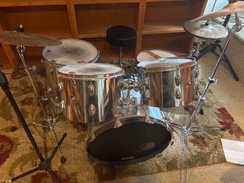 Slingerland Chromey 1974 - Chrome with maple interior image 1