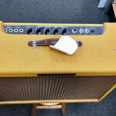 Fender ‘57 Twin Amp 2 Channel 40 Watt 2x12 Combo Made In USA - Pre Owned image 4