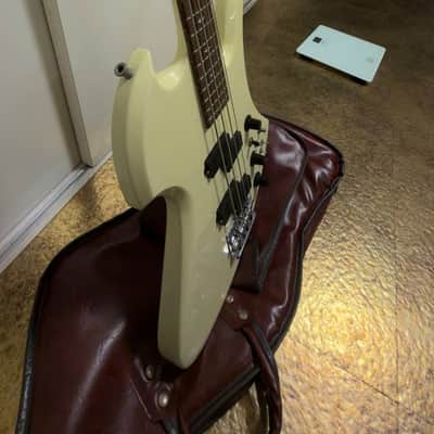 Fernandes MB-80 1980s - White MockingBird bass guitar image 10