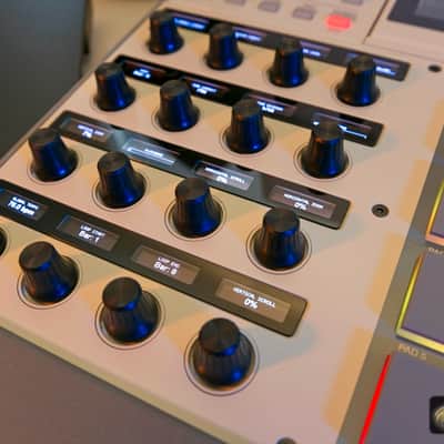 Akai MPC X Special Edition Standalone Sampler incl. MPC Pro Pack upgrade image 15
