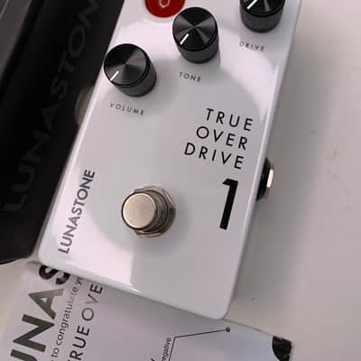 Lunastone True Overdrive 1 2010s - White image 3