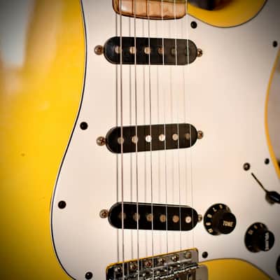 Fender Stratocaster International Colour Monaco Yellow 1981 image 11
