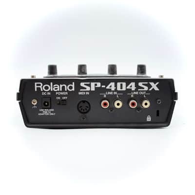 Immagine Roland SP-404SX Linear Wave Sampler With 32GB SD Card AZ90399 - 10
