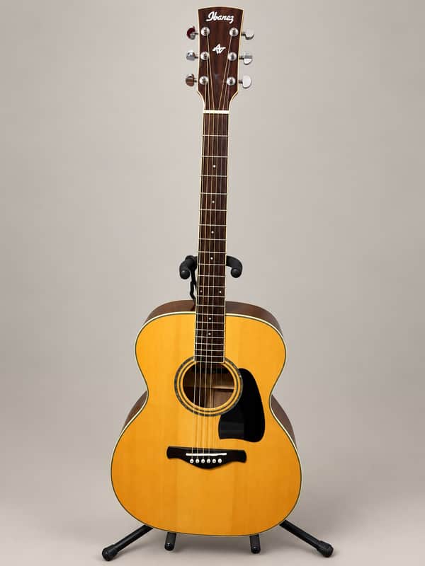 Ibanez Artwood AC-300 NT Solid top 2011 - Natural