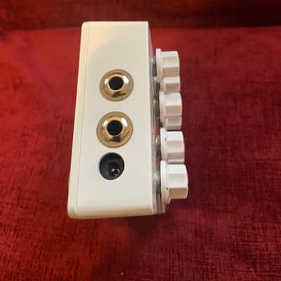 (Boxed)Keeley Caverns Reverb / Delay V2 2017 - Present - White image 4