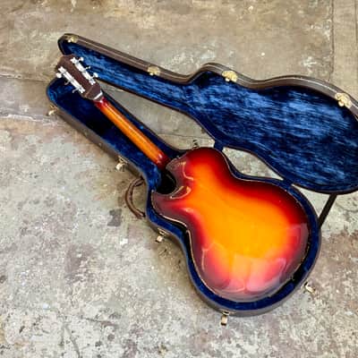 Guild T-100 1966 - Sunburst original vintage USA image 9