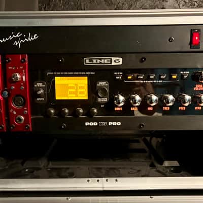 Line 6 POD X3 Pro Rack Bundle w/ FBV Longboard, MCM 7U Case, Power Strip & Manuals image 2