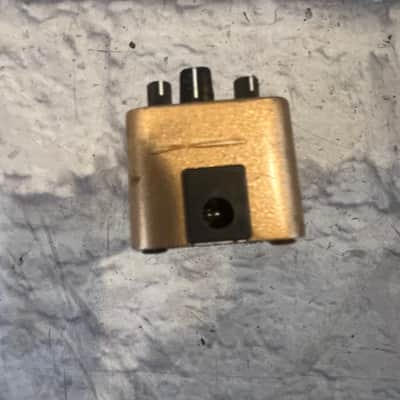 Unknown Gold Mini Tremolo Pedal image 4