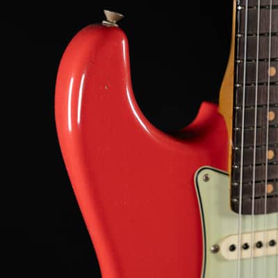 Fender Custom Shop ’62 Stratocaster Relic Electric Guitar – Fiesta Red image 3