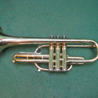 Conn Director 18A Cornet  - Reconditioned - Case & Conn 7C MP image 9